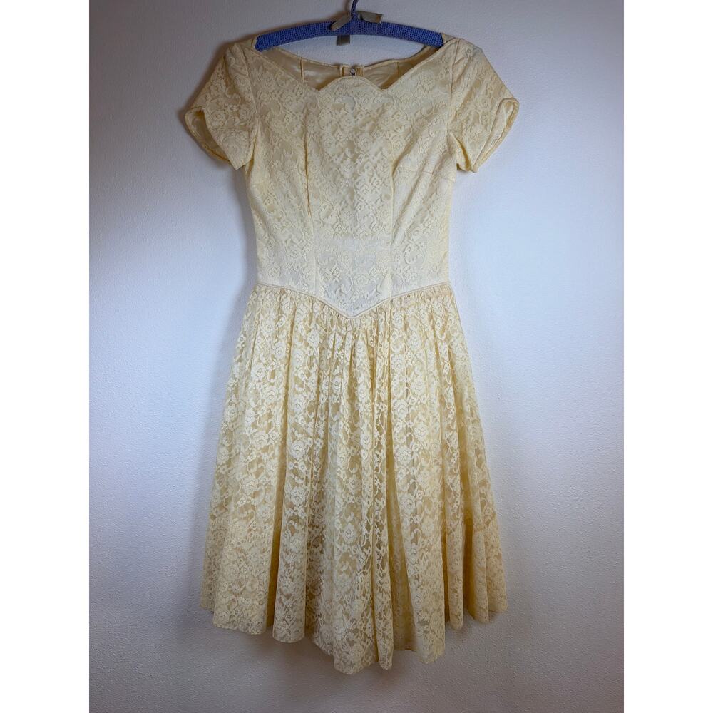 Beautiful handmade vintage short wedding dress